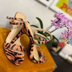 Strappy Sexy Leopard 4” Guess heels.